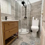 Az The Old Town - Coliving Otel *