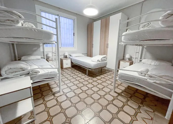 Az The Old Town - Coliving Hotell Zaragoza